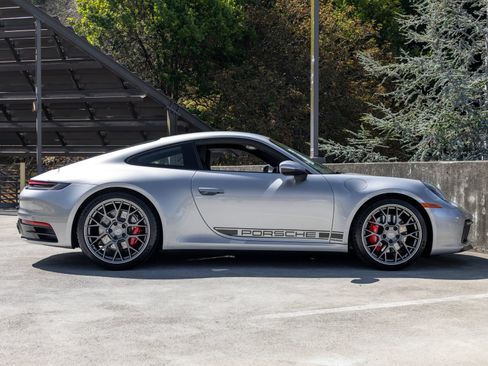 Used 2022 Porsche 911 Carrera S RWD image 12