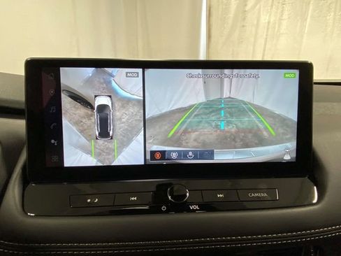 New 2026 Nissan Rogue Platinum image 16