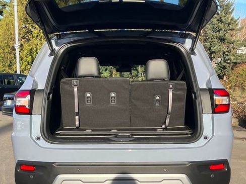 New 2025 Honda Pilot TrailSport image 13