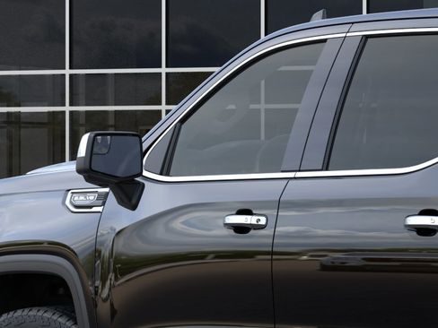 New 2026 GMC Sierra 1500 SLT image 12