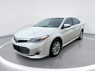 Used 2014 Toyota Avalon XLE FWD video 1
