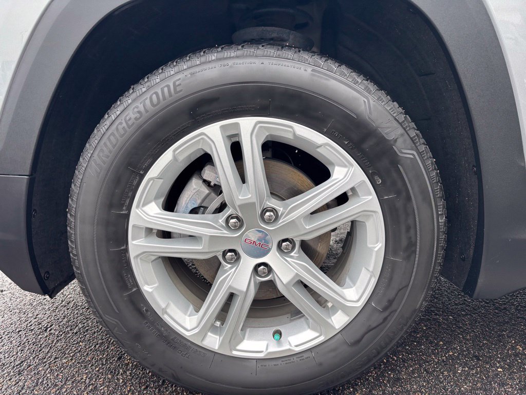 Used 2024 GMC Terrain SLE w/ Driver Convenience Package AWD/4WD image 34
