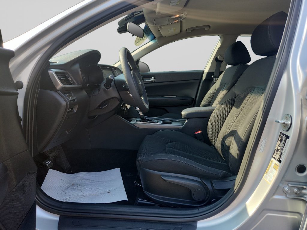Used 2020 Kia Optima LX FWD image 10