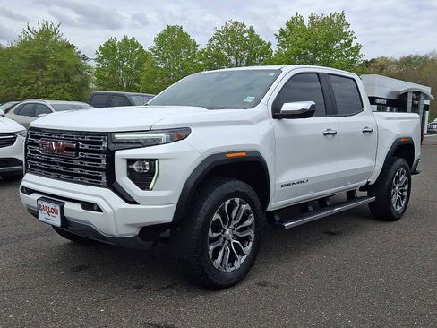 Certified 2023 GMC Canyon Denali AWD/4WD image 3