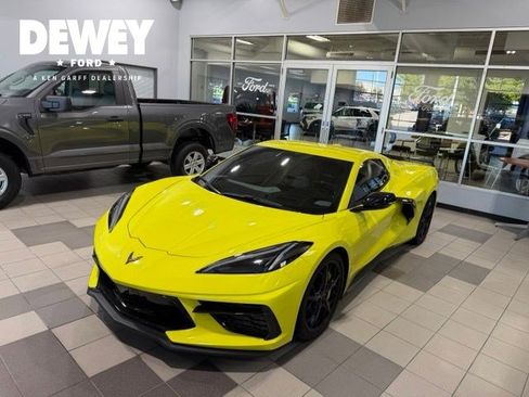 Used 2022 Chevrolet Corvette Stingray Premium Conv w/ Z51 Performance Package RWD image 6