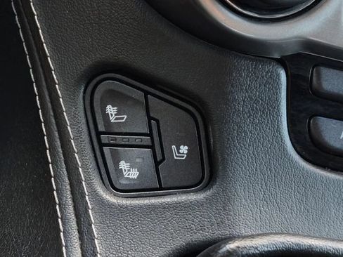 Used 2017 Chevrolet Tahoe Premier AWD/4WD image 30