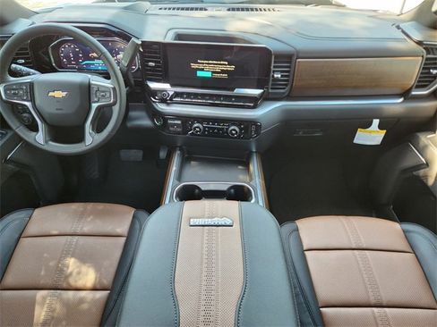 New 2026 Chevrolet Silverado 3500 High Country w/ High Country Premium Package AWD/4WD image 27