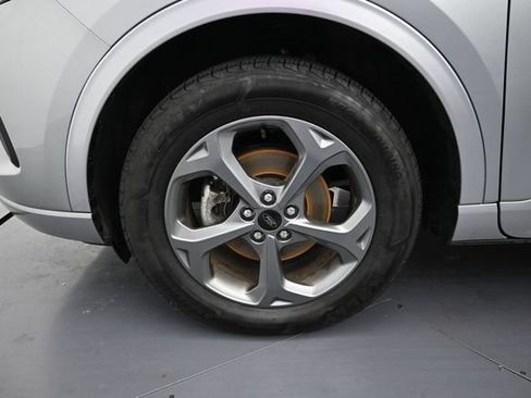 Certified 2024 Ford Escape ST-Line AWD/4WD image 9