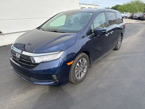 Certified 2024 Honda Odyssey EX-L image 3