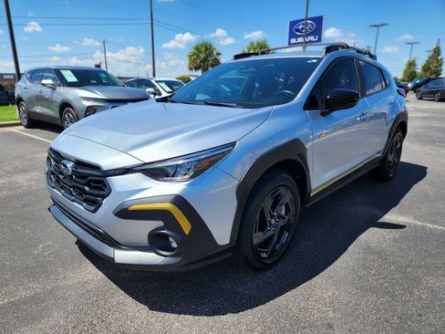 Used 2024 Subaru Crosstrek 2.5i Sport image 3