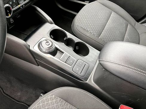 Used 2025 Ford Escape Active image 15