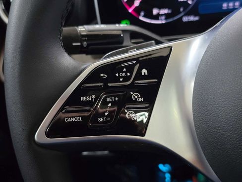Certified 2025 Mercedes-Benz C 300 4MATIC Sedan image 32