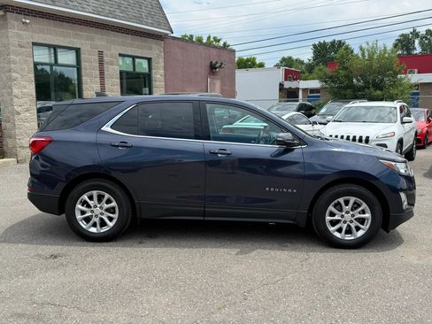 Used 2018 Chevrolet Equinox LT FWD image 4