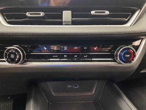 New 2026 Chevrolet Equinox LT image 6