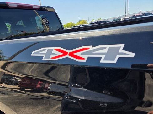 Used 2023 Chevrolet Silverado 1500 RST w/ Redline Edition image 12