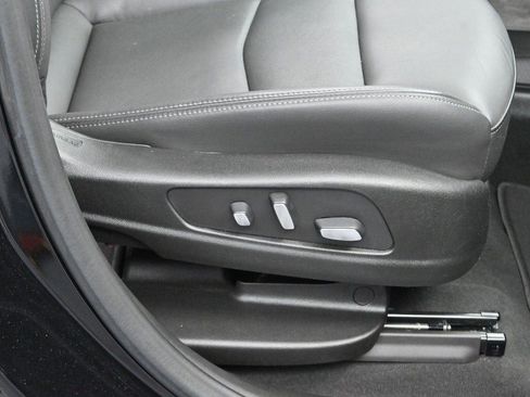 Certified 2024 Cadillac XT6 Sport AWD/4WD image 37