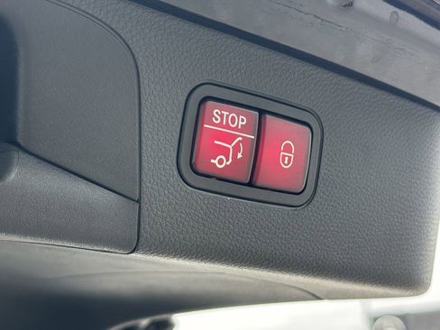 Certified 2022 Mercedes-Benz GLC 300 4MATIC image 22