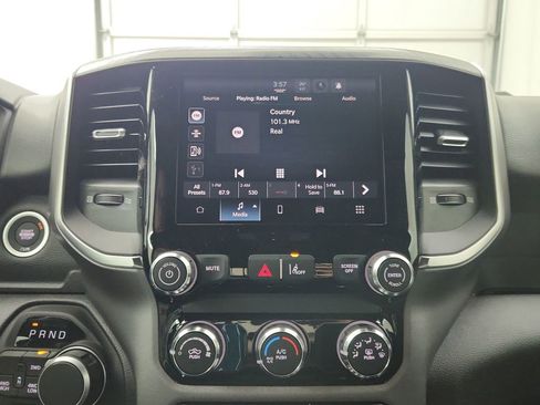 New 2026 RAM 1500 Express AWD/4WD image 23