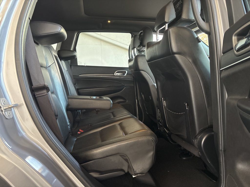 Used 2021 Jeep Grand Cherokee Limited w/ Luxury Group II RWD image 13