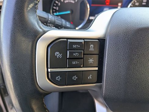 Used 2024 Ford Expedition Limited image 14