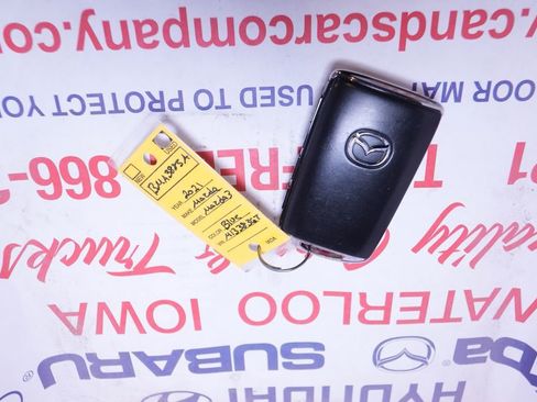 Used 2021 MAZDA MAZDA3 s image 33