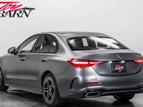 Used 2023 Mercedes-Benz C 300 4MATIC Sedan image 3