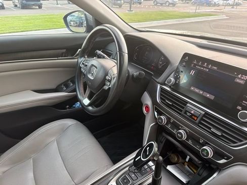 Used 2018 Honda Accord EX-L image 8