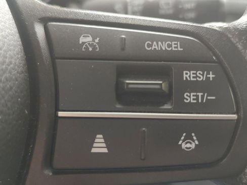 Certified 2023 Honda HR-V LX image 13