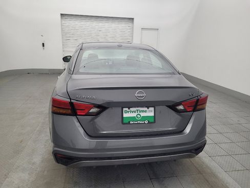 Used 2024 Nissan Altima 2.5 SV image 6
