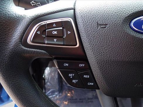 Used 2019 Ford Escape SE FWD image 13