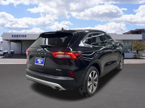 Used 2025 Ford Escape Platinum image 3