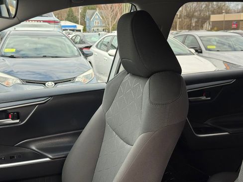 Used 2024 Toyota RAV4 XLE image 22