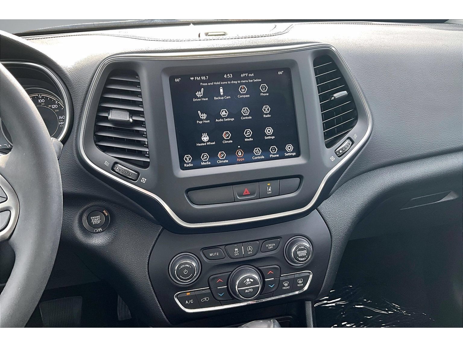 Used 2022 Jeep Cherokee Latitude Lux AWD/4WD image 9