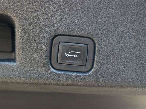 Used 2024 Chevrolet Traverse RS w/ LPO, Floor Liner Package image 12