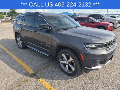 Used 2021 Jeep Grand Cherokee L Limited AWD/4WD image 17