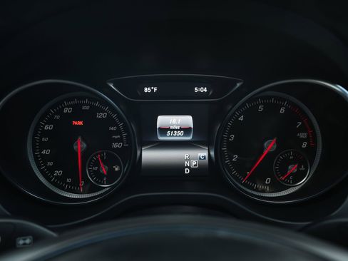 Used 2019 Mercedes-Benz GLA 250 image 8