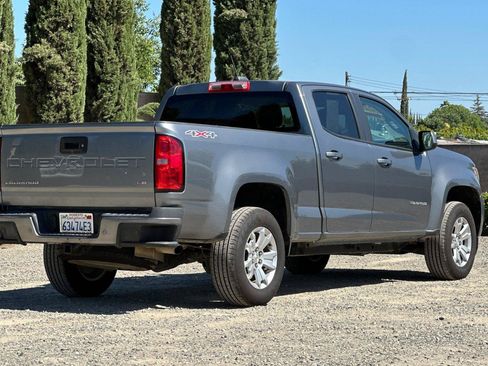 Used 2022 Chevrolet Colorado LT w/ Safety Package AWD/4WD image 4