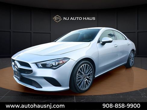 Used 2023 Mercedes-Benz CLA 250 w/ Premium Package Lite image 4