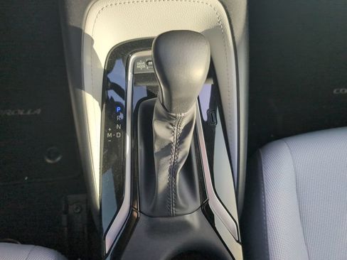 Used 2025 Toyota Corolla SE FWD image 14