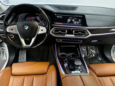Used 2019 BMW X7 xDrive40i w/ Parking Assistance Package image 8