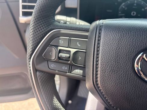 New 2026 Toyota Tundra Platinum AWD/4WD image 32