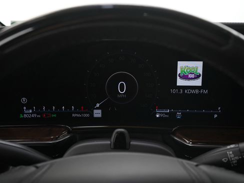 Used 2021 Cadillac Escalade ESV Sport Platinum image 33