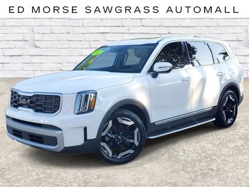 Used 2023 Kia Telluride S w/ S Sunroof Package image 1