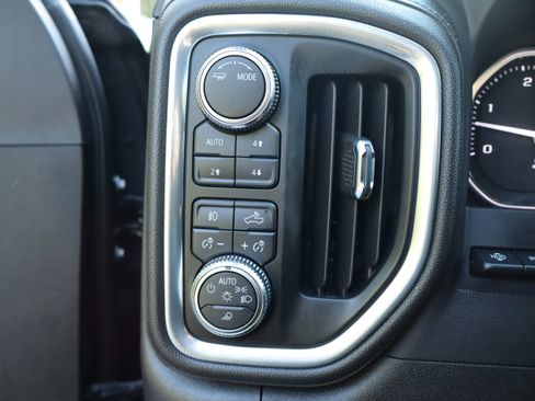Used 2023 GMC Sierra 3500 Denali w/ Denali Black Diamond Edition AWD/4WD image 25