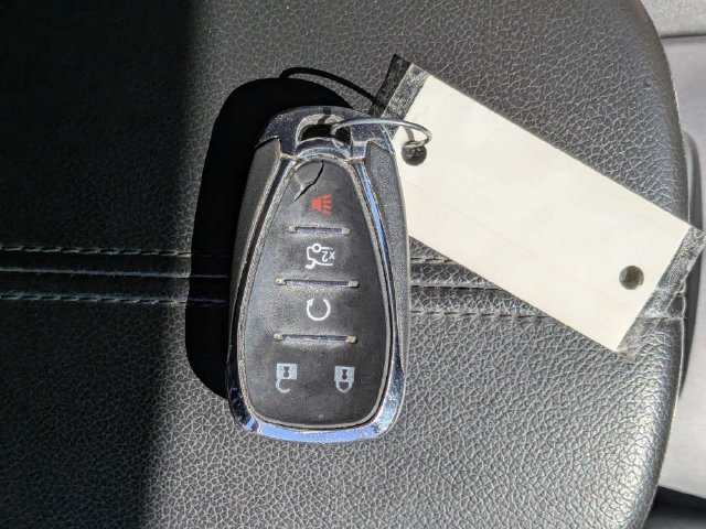 Used 2021 Chevrolet Malibu LT FWD image 31