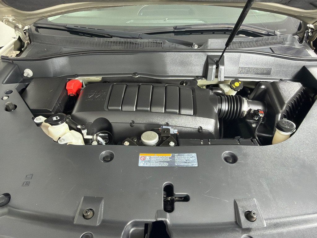 Used 2015 GMC Acadia SLE FWD image 27