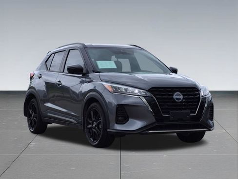 Used 2024 Nissan Kicks SR FWD image 4