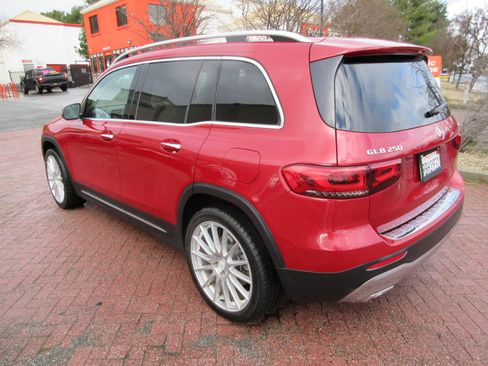 Used 2022 Mercedes-Benz GLB 250 4MATIC image 61