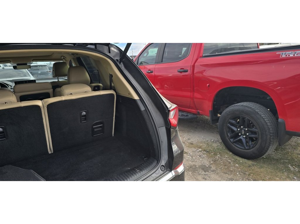 Used 2023 Acura MDX SH-AWD image 5