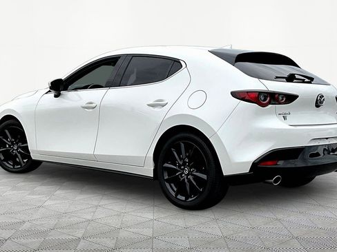 Used 2025 MAZDA MAZDA3 2.5 S Hatchback w/ Premium Pkg FWD image 4